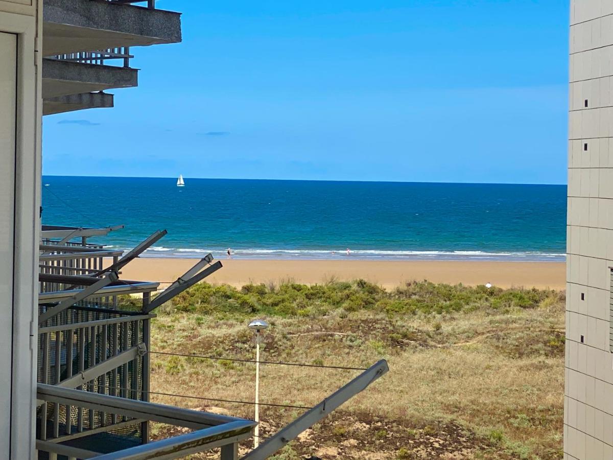 Piso Primera Linea De Playa 拉雷多 外观 照片