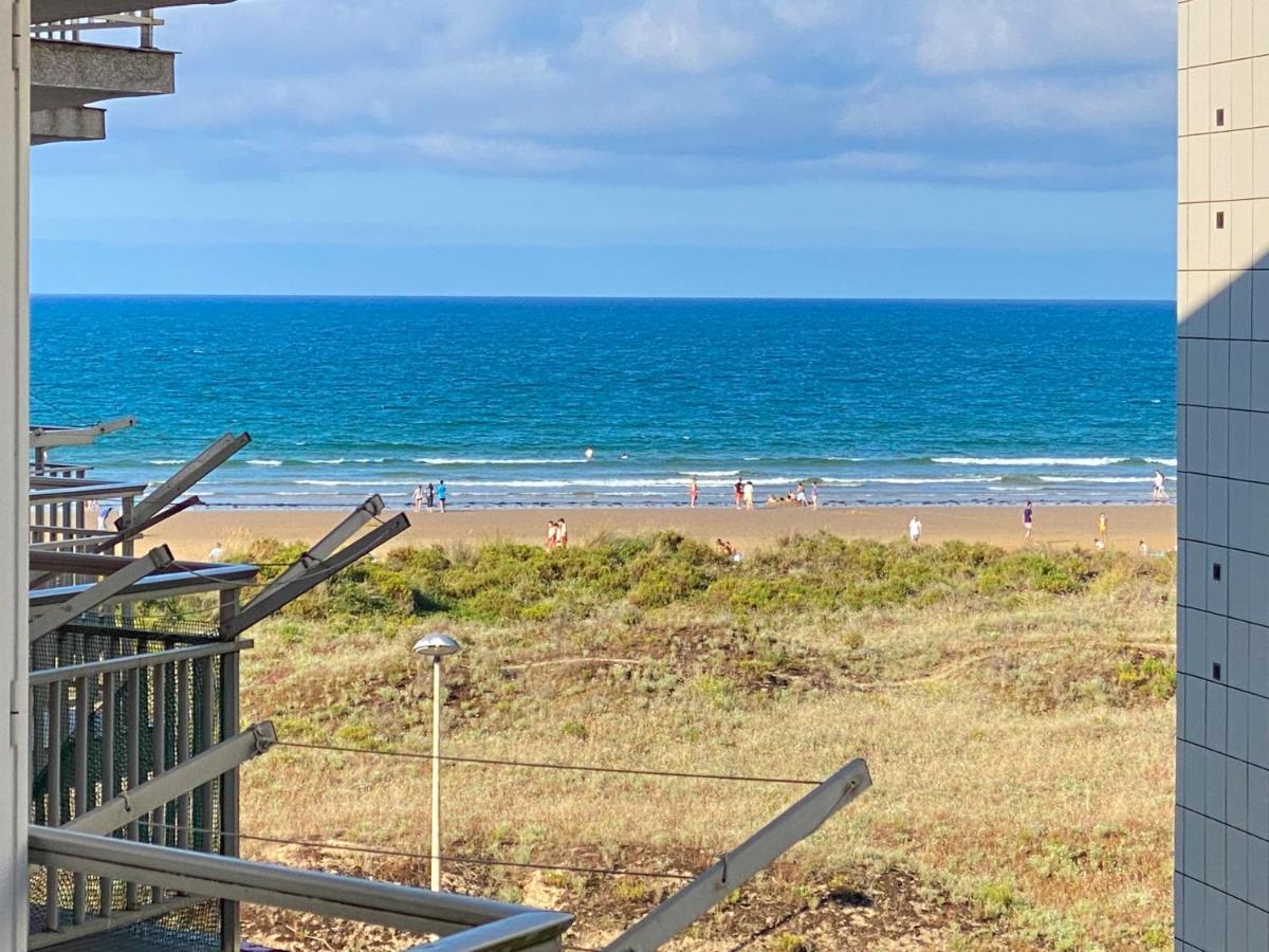 Piso Primera Linea De Playa 拉雷多 外观 照片