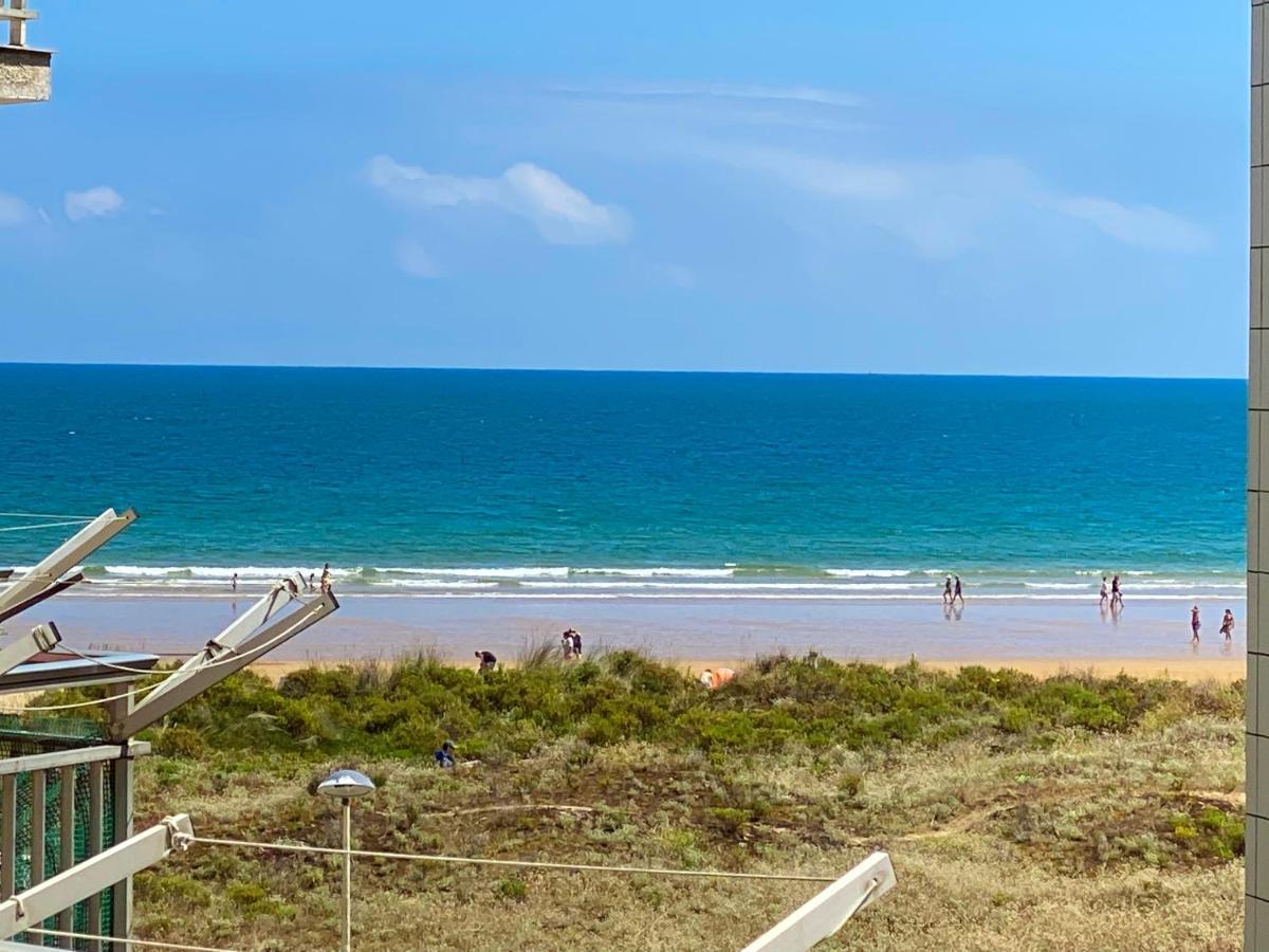 Piso Primera Linea De Playa 拉雷多 外观 照片